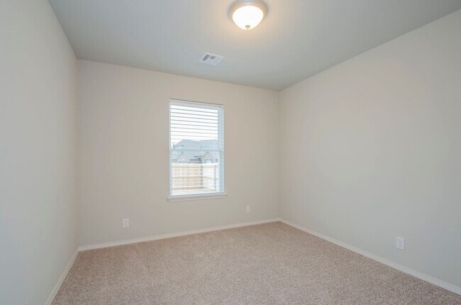 Building Photo - 4 Bed, 2.5 Bath, 3 Car Garage Beauty In Desirable Brighton Village In BA!