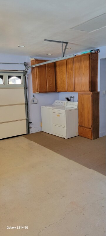 Building Photo - 9621 Telhan Dr