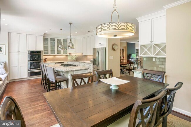 Building Photo - 11434 Cedar Ridge Dr