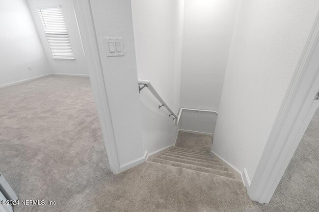 Building Photo - 28 Disston Cv