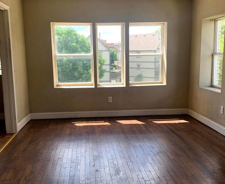 Building Photo - Paseo Garden