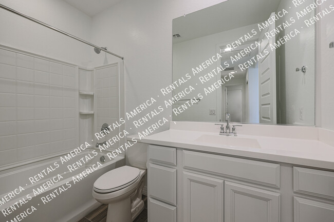Building Photo - 5938 N 90th Dr