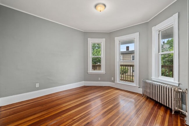 Building Photo - Apply now: https://screen.boompay.app/a/4PByfti3sHSj28kqeheP