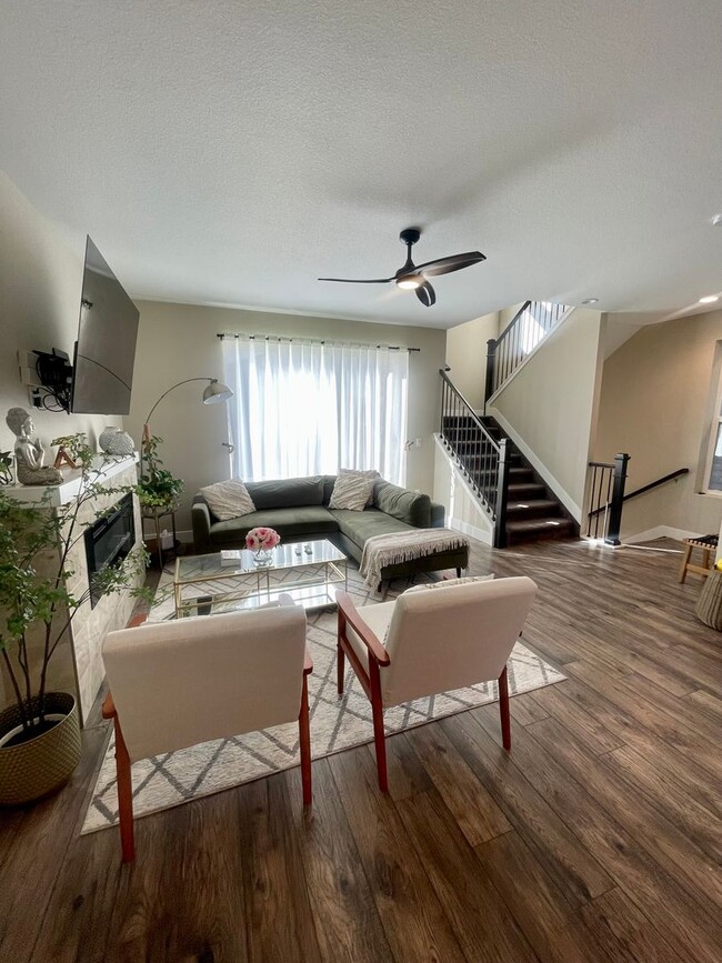 Building Photo - Wolf Ranch 3 Bedroom home