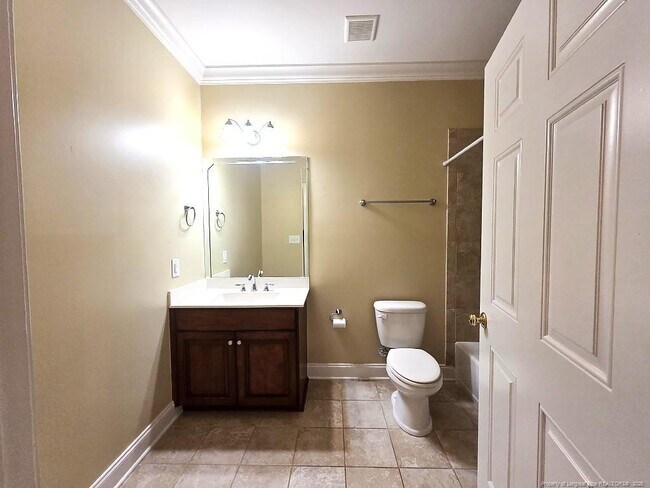 Building Photo - 2671 Lockwood Rd