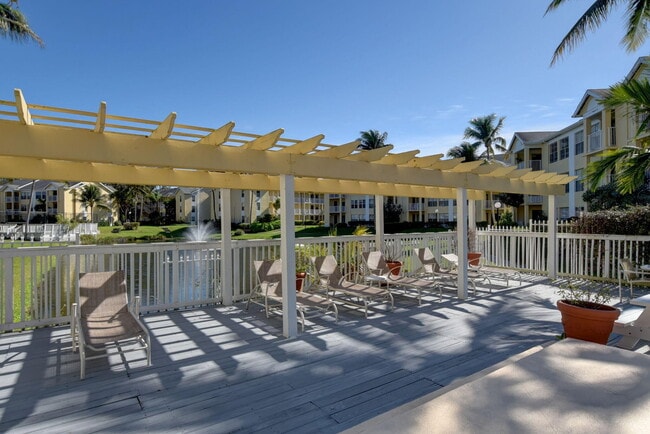 Building Photo - 6323 La Costa Dr