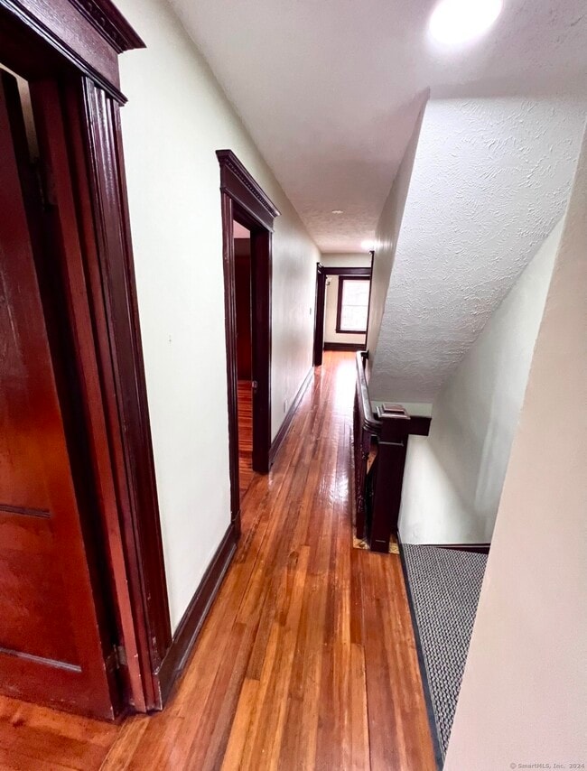 Building Photo - 25 Washington Ave