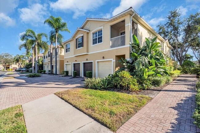Building Photo - 8106 Moonstone Dr