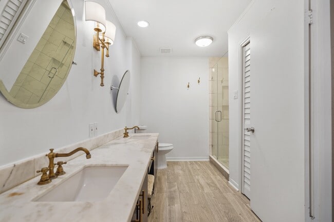 Building Photo - 2555 Bering Dr