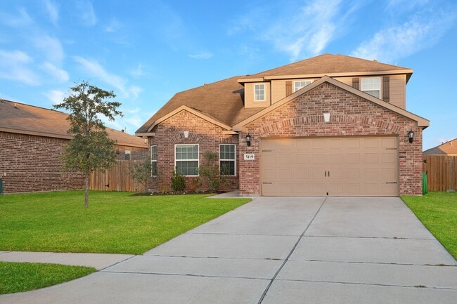 Building Photo - 5119 Harbor Palm Dr