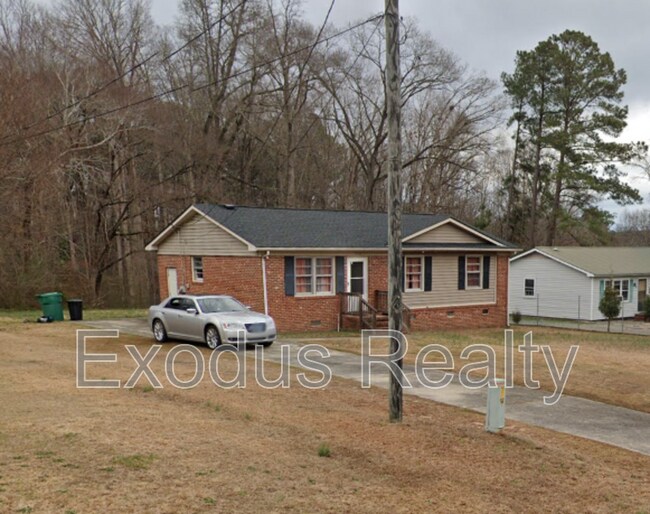 Building Photo - 5023 Valley View Dr