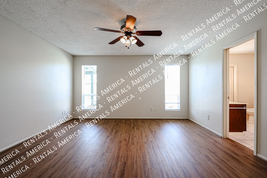 Building Photo - 2466 W Onza Ave