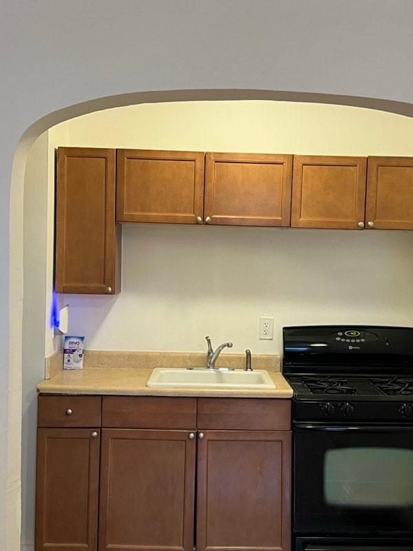 Building Photo - 366 4th Ave