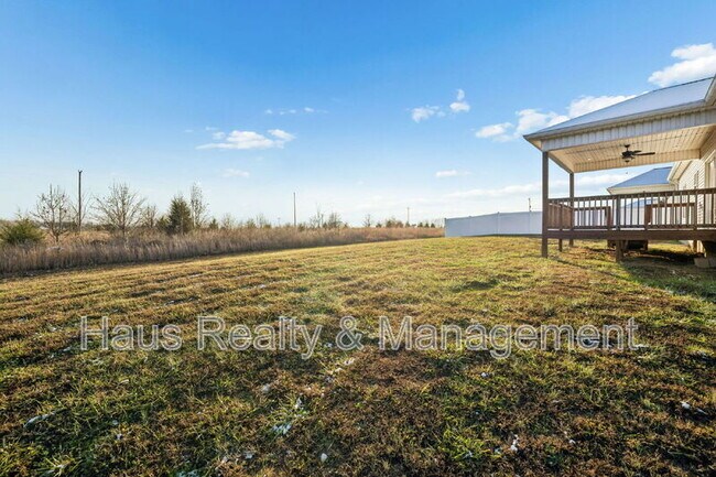 Building Photo - 207 Bedford Ct