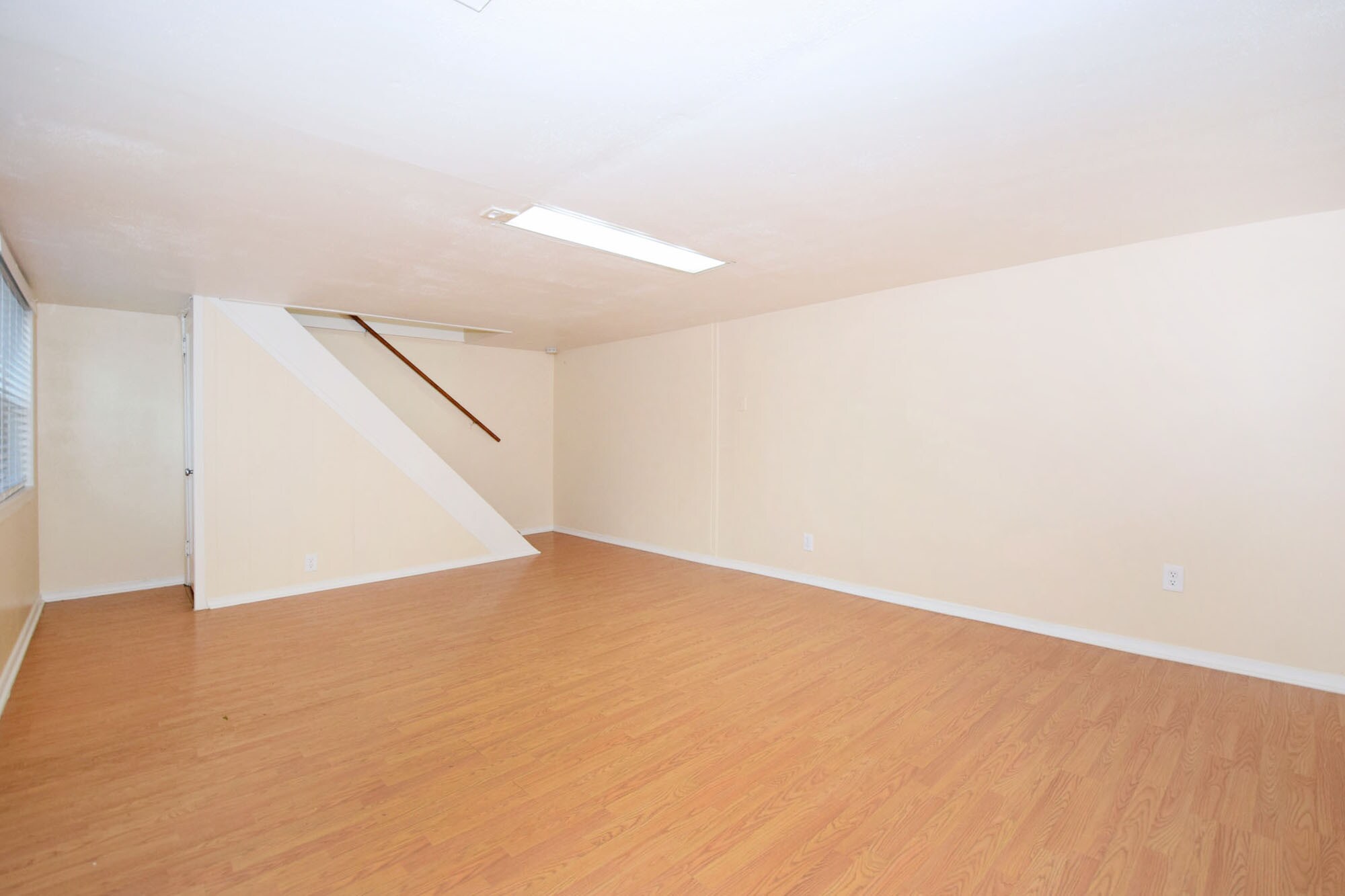 Building Photo - 11240 SW Barbur Blvd