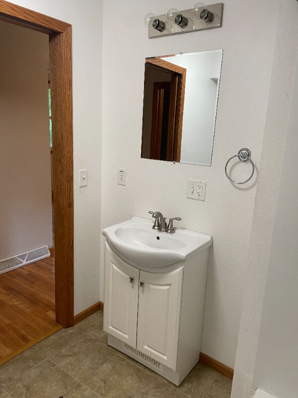 Building Photo - 917 Liberty St