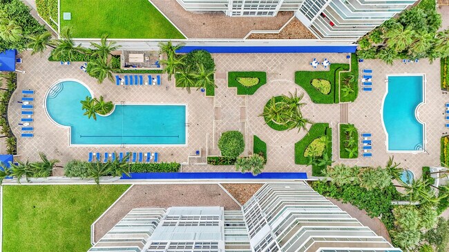 Building Photo - 6001 N Ocean Dr