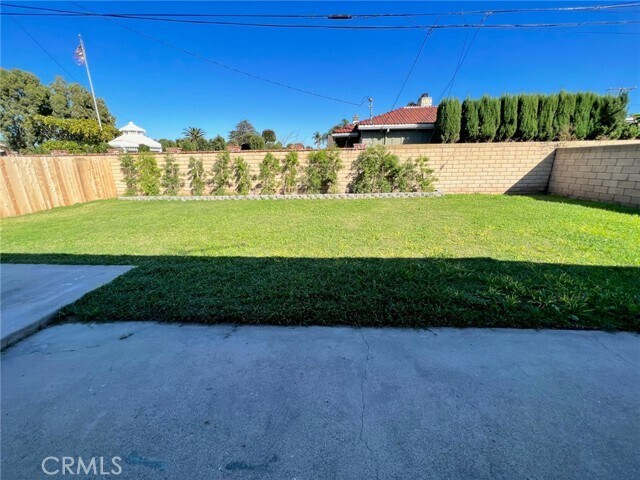 Building Photo - 11862 Steele Dr