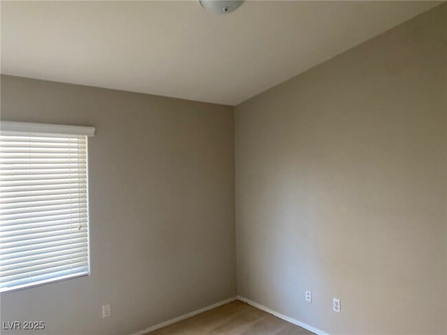 Building Photo - 4358 Mesa Hill Dr