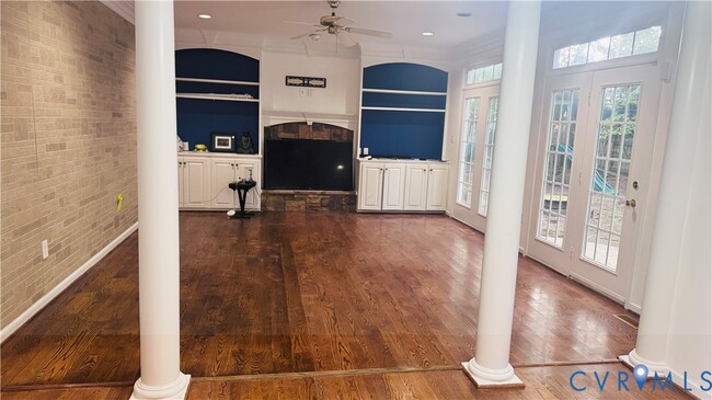 Building Photo - 11408 Maple Hill Pl