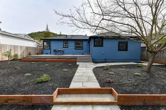 Building Photo - 1509 Banks Ave