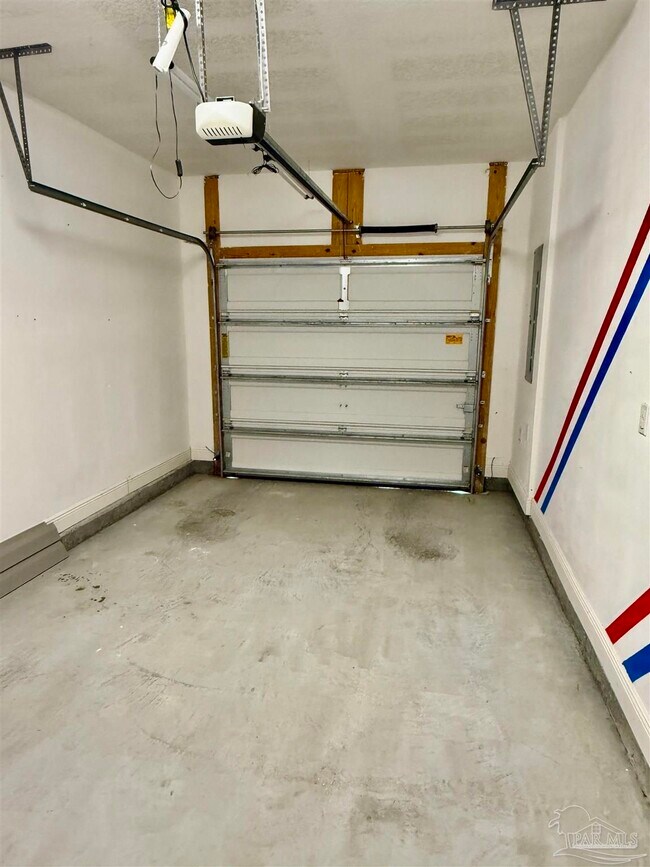 Building Photo - 6029 Royal Port Ct