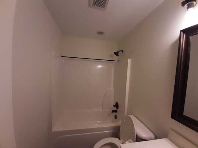 Building Photo - 1165 Bonnie Ln