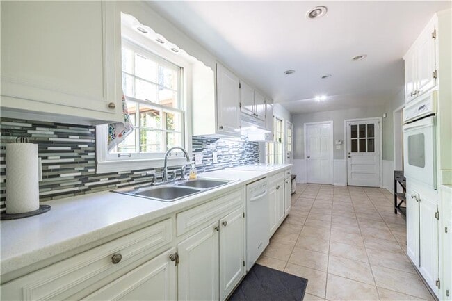 Building Photo - 3598 Hidden Acres Dr