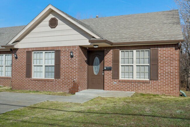 Building Photo - Grayson Avenue