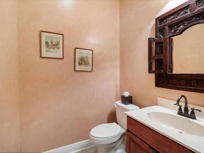 Building Photo - 8063 Winners Cir