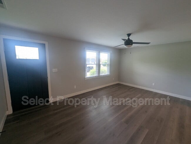 Building Photo - 1437 W Cedar Canyons Rd