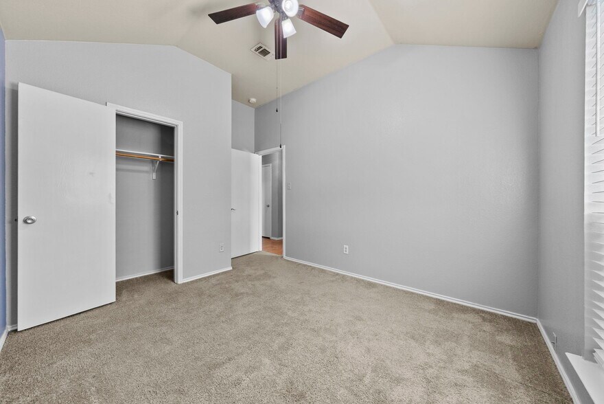 Building Photo - 276 Jerry Lees Trl