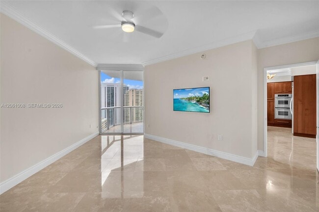 Building Photo - 333 Las Olas Way