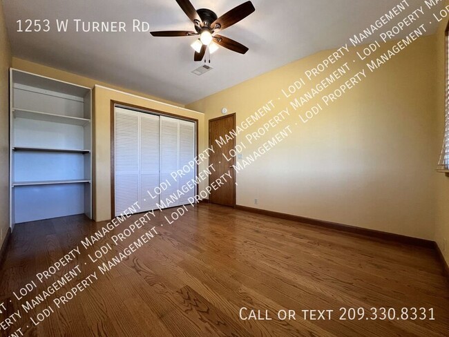 Building Photo - 1253 W Turner Rd