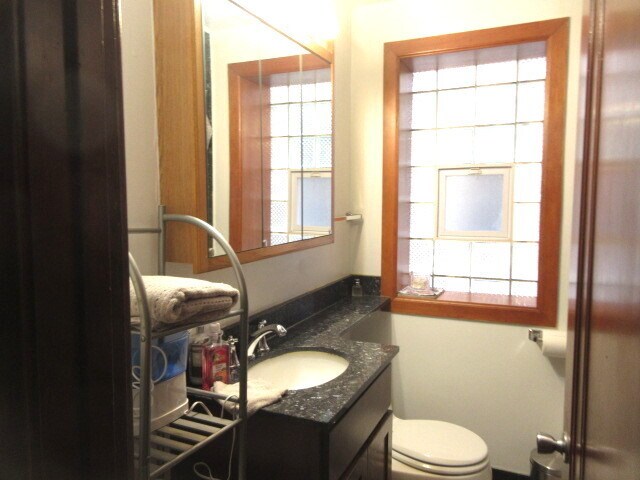 Building Photo - 7912 Karlov Ave