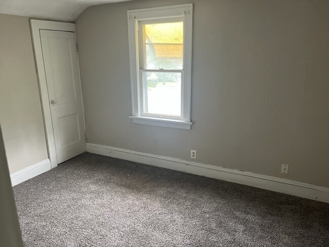 Building Photo - Newly updated home for rent!