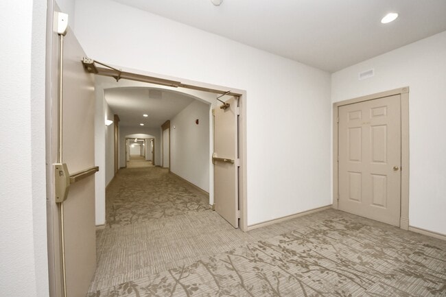 Building Photo - 2400 McCue Rd