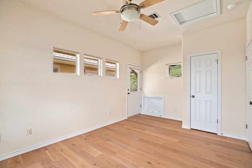 3rd bedroom - 500 Sinclair Dr