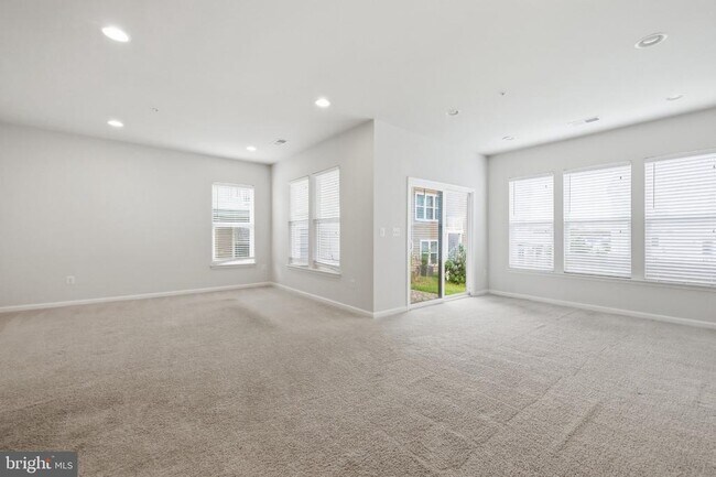 Building Photo - 9930 Erica Ln