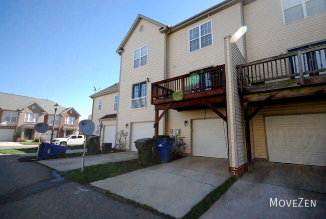 Building Photo - 9904 Marni Ct