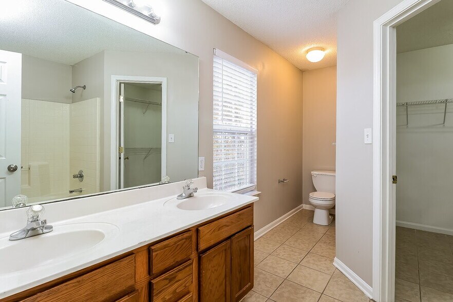 Building Photo - 9821 Andi Kathryn Ct