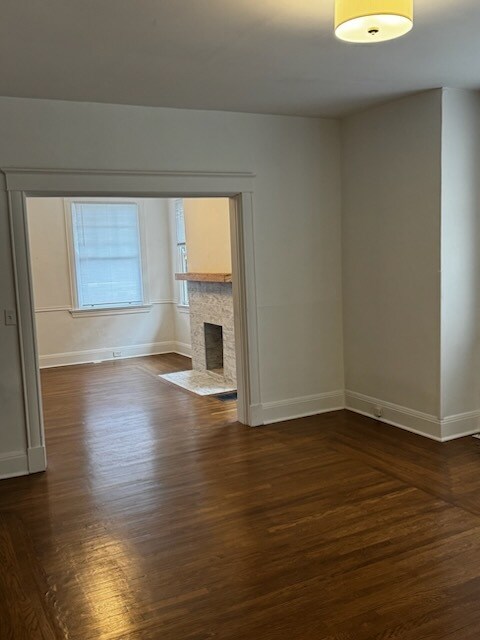 Building Photo - 517 Camden Ave