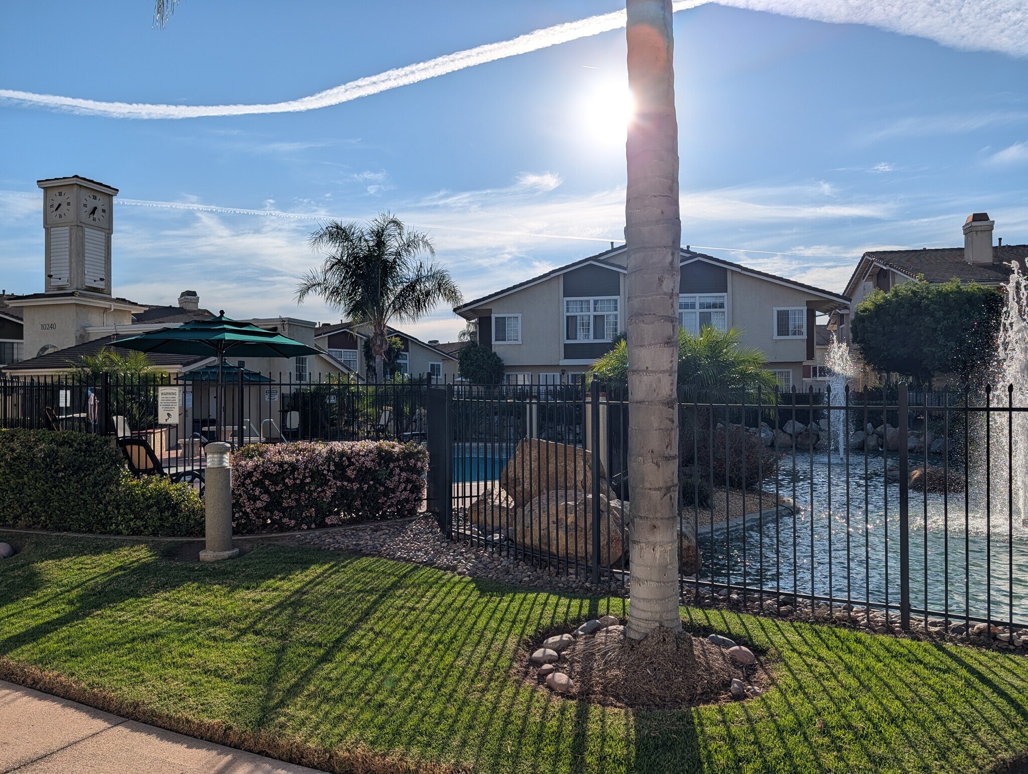 Building Photo - 10170 Palm Glen Dr