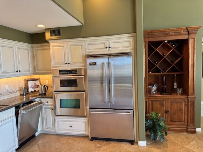 Building Photo - 4324 Tradewinds Dr