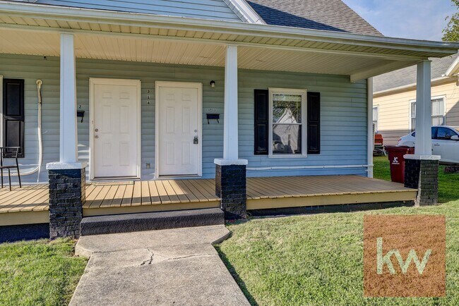 Building Photo - 314 Wilson Ave