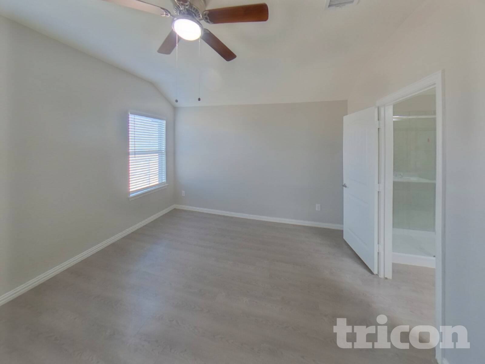 Building Photo - 110 Columbia St