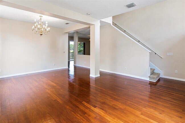 Building Photo - 1315 Loretto Cir