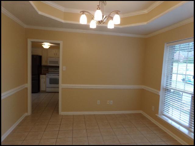 Building Photo - 12 Lauren Cove