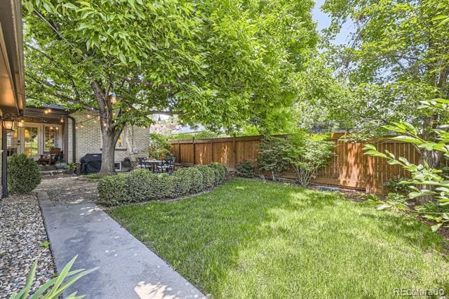 Building Photo - 2082 Cherry St