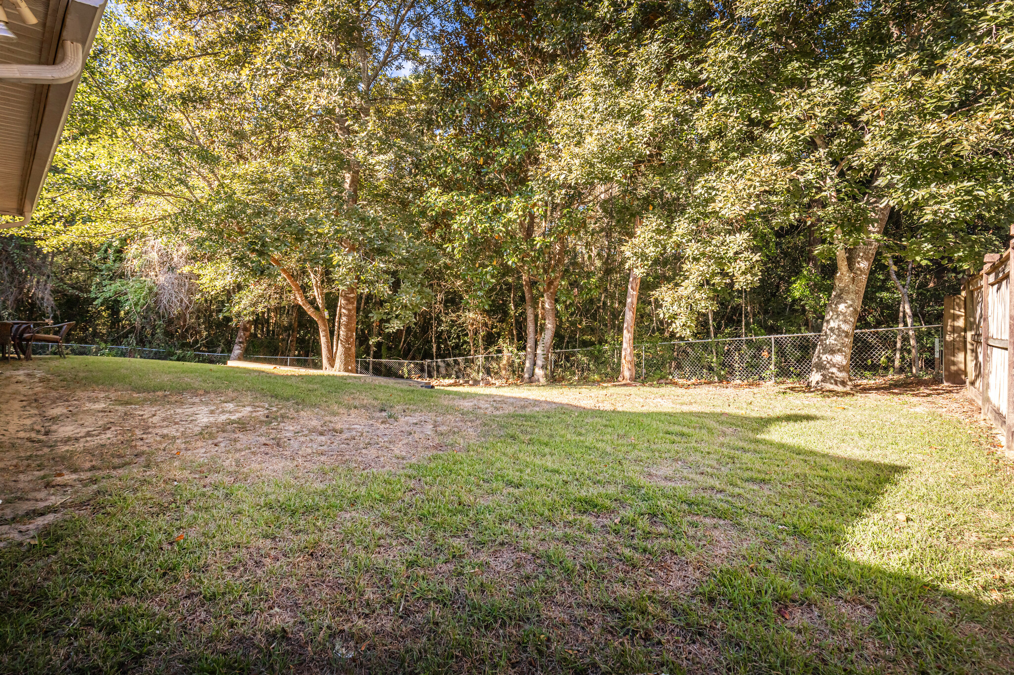 Building Photo - 813 Magnolia Bayou Blvd